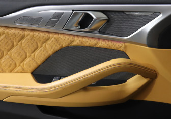 Подержанный автомобиль BMW M8 Sedan 2019 года (18 фото)