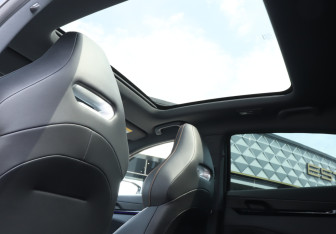 Подержанный автомобиль Changan UNI-V 2024 года (24 фото)