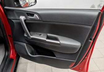 Подержанный автомобиль Kia Sportage 2021 года (23 фото)