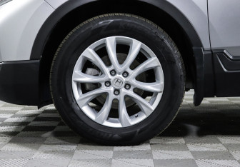 Подержанный автомобиль Honda CR-V 2017 года (6 фото)