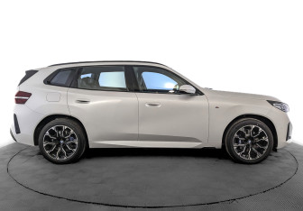 Новый BMW X3 2025 (4 фото)