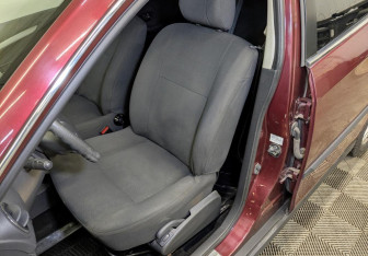 Подержанный автомобиль Nissan Almera Sedan 2013 года (20 фото)