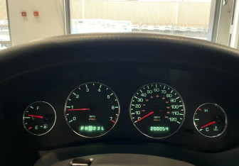 Подержанный автомобиль Chrysler Concorde 2002 года (12 фото)