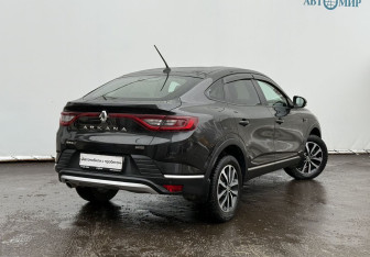 Подержанный автомобиль Renault Arkana 2019 года (5 фото)