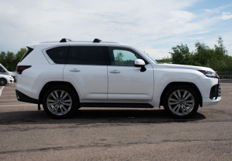 Новый Lexus LX 2023 (44 фото)