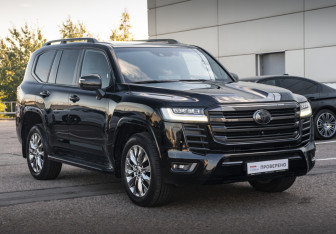 Подержанный автомобиль Toyota Land Cruiser Suv 2023 года (3 фото)