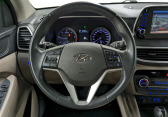 Подержанный автомобиль Hyundai Tucson 2019 года (27 фото)