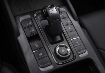 Подержанный автомобиль Haval H9 2025 года (17 фото)
