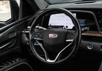 Подержанный автомобиль Cadillac Escalade Suv 2021 года (31 фото)