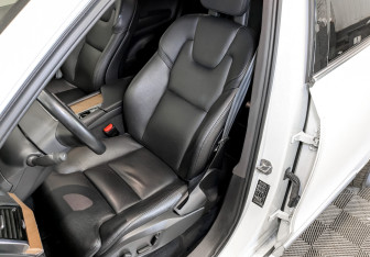Подержанный автомобиль Volvo XC90 2021 года (20 фото)