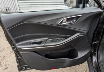 Подержанный автомобиль Москвич 3 2023 года (18 фото)