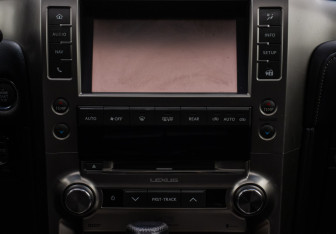 Подержанный автомобиль Lexus GX 2015 года (14 фото)
