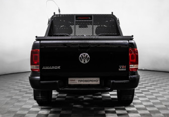 Подержанный автомобиль Volkswagen Amarok 2010 года (6 фото)
