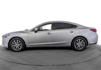 Подержанный автомобиль Mazda 6 Sedan 2018 года (8 фото)