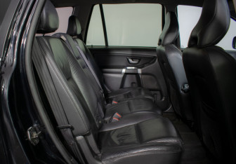 Подержанный автомобиль Volvo XC90 2009 года (10 фото)