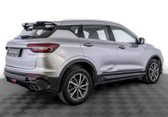 Подержанный автомобиль Geely Coolray 2022 года (5 фото)