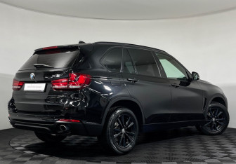 Подержанный автомобиль BMW X5 2017 года (2 фото)