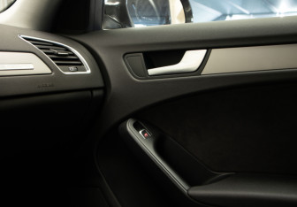 Подержанный автомобиль Audi A4 Sedan 2013 года (24 фото)