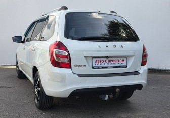 Подержанный автомобиль LADA (ВАЗ) Granta Wagon 2019 года (7 фото)