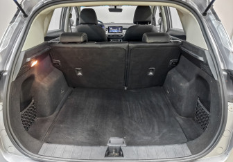 Подержанный автомобиль Geely Coolray 2022 года (10 фото)