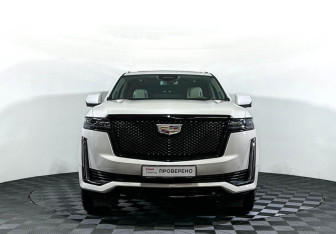 Подержанный автомобиль Cadillac Escalade Suv 2021 года (2 фото)