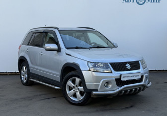 Подержанный автомобиль Suzuki Grand Vitara 2010 года (3 фото)