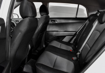 Подержанный автомобиль Hyundai Creta 2016 года (14 фото)