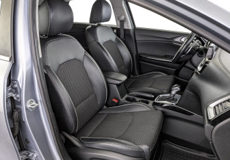 Подержанный автомобиль Kia Ceed Hatchback 2019 года (24 фото)