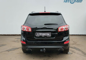 Подержанный автомобиль Hyundai Santa Fe 2011 года (6 фото)