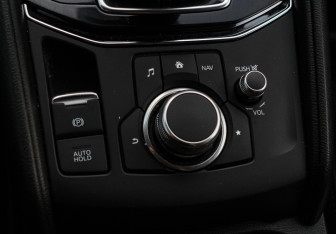 Подержанный автомобиль Mazda CX-5 2019 года (15 фото)