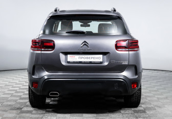 Подержанный автомобиль Citroen C5 Aircross 2022 года (6 фото)