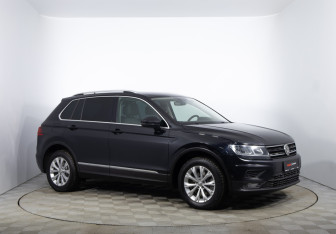 Подержанный автомобиль Volkswagen Tiguan 2018 года (3 фото)