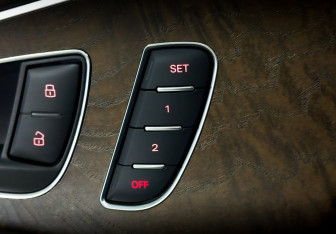 Подержанный автомобиль Audi A6 Sedan 2015 года (28 фото)