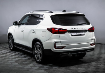Подержанный автомобиль SsangYong Rexton 2022 года (7 фото)