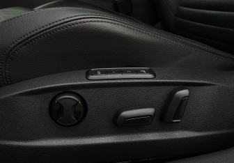 Подержанный автомобиль Volkswagen Passat Wagon 2018 года (24 фото)