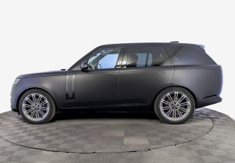 Подержанный автомобиль Land Rover Range Rover 2024 года (8 фото)