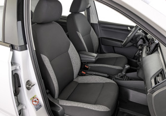 Подержанный автомобиль Skoda Rapid Liftback 2021 года (24 фото)