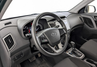 Подержанный автомобиль Hyundai Creta 2020 года (16 фото)