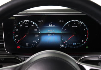 Подержанный автомобиль Mercedes-Benz GLE 2020 года (11 фото)
