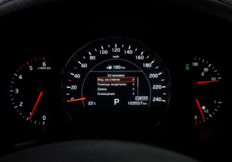 Подержанный автомобиль Kia Sorento 2019 года (19 фото)