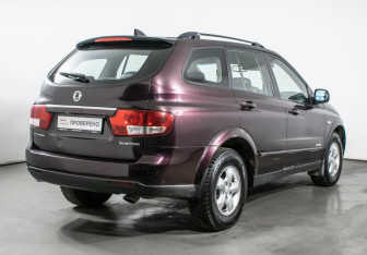 Подержанный автомобиль SsangYong Kyron 2011 года (5 фото)