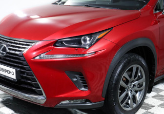 Подержанный автомобиль Lexus NX 2018 года (17 фото)