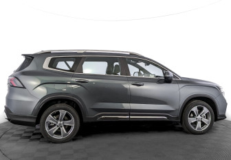 Новый Geely Okavango 2025 (4 фото)