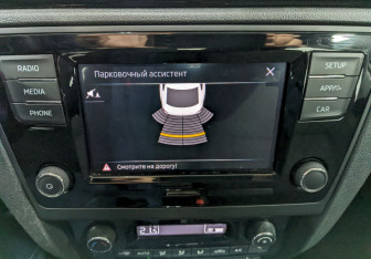 Подержанный автомобиль Skoda Rapid Liftback 2018 года (27 фото)