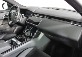 Подержанный автомобиль Land Rover Range Rover Velar 2018 года (18 фото)
