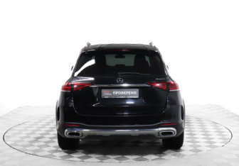 Подержанный автомобиль Mercedes-Benz GLE 2020 года (6 фото)