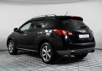Подержанный автомобиль Nissan Murano Suv 2010 года (7 фото)