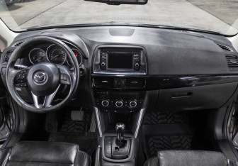 Подержанный автомобиль Mazda CX-5 2013 года (14 фото)