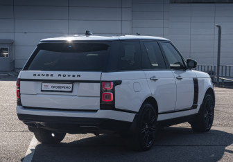 Подержанный автомобиль Land Rover Range Rover 2018 года (5 фото)