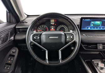 Подержанный автомобиль Haval Jolion 2023 года (21 фото)